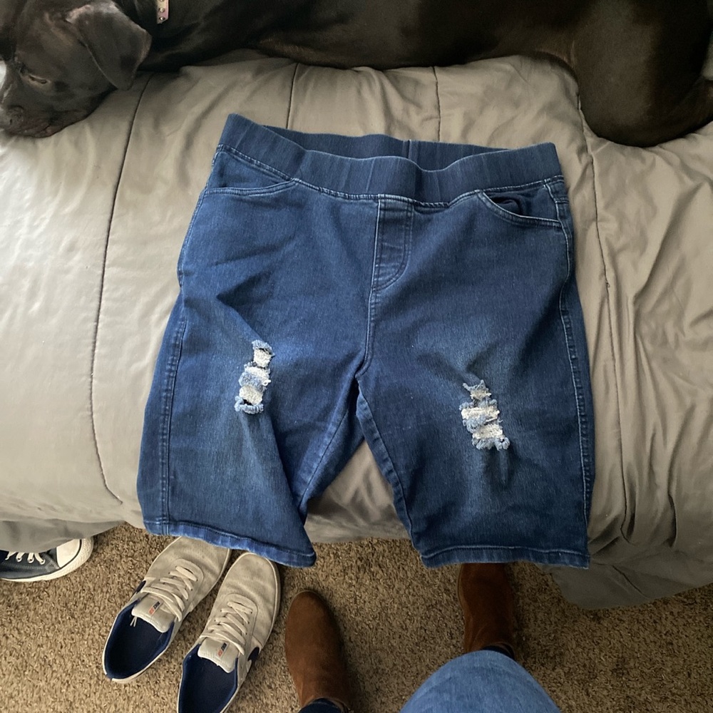 Capris